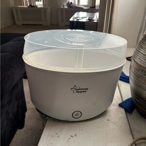 Tommee Tippee Electric Sterilizer in White